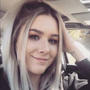 Meet your Posher, Makayla